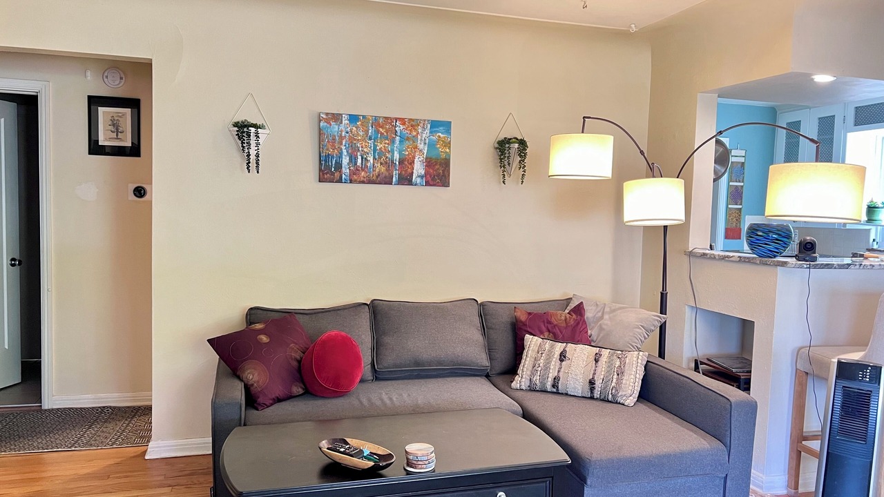 Photo of Livingroom in North Park Hill
