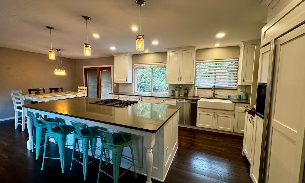 Photo of Kitchen in Rustic Hills