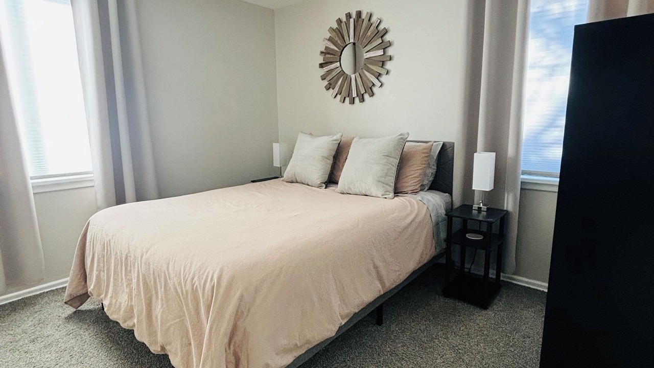 Photo of Bedroom in Delmar Parkway