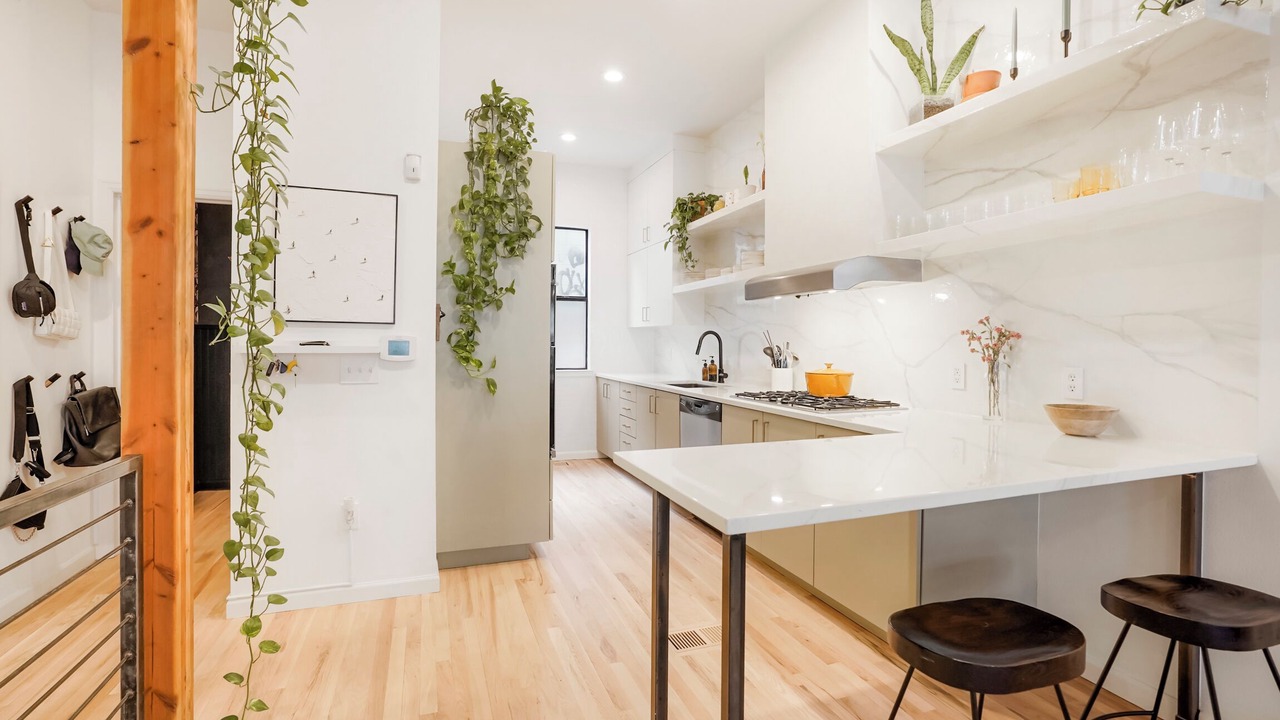 Photo of Kitchen in Five Points