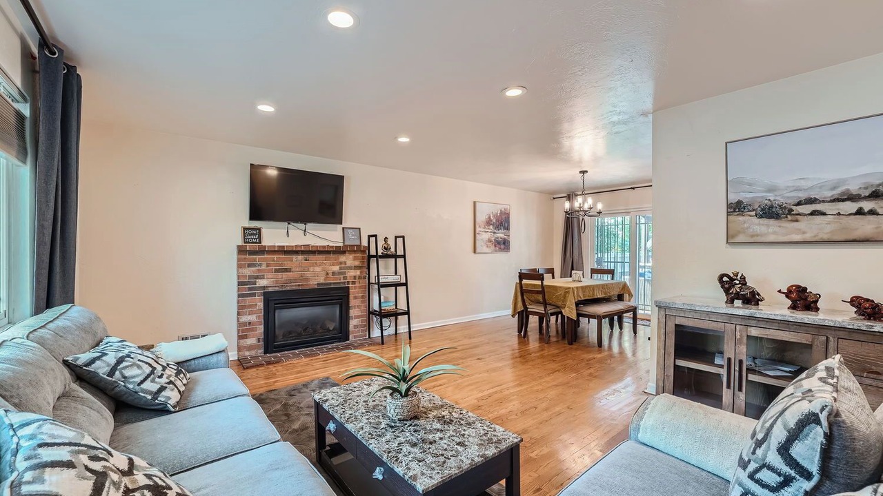 Photo of Livingroom in Northglenn