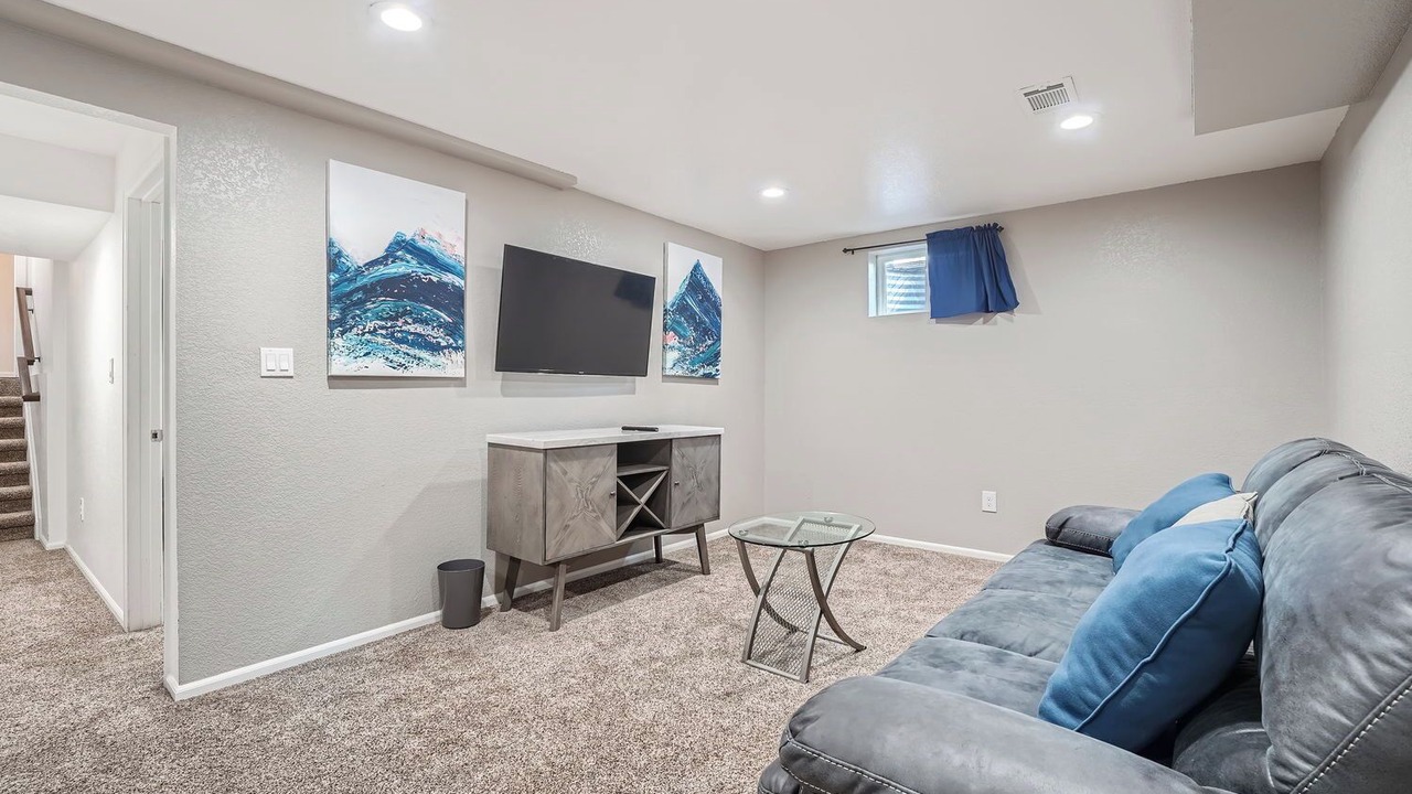 Photo of Livingroom in Northglenn