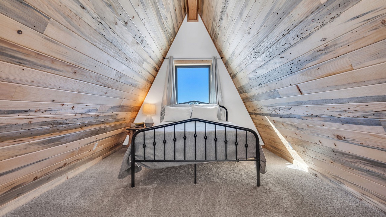 Photo of Bedroom in Cripple Creek