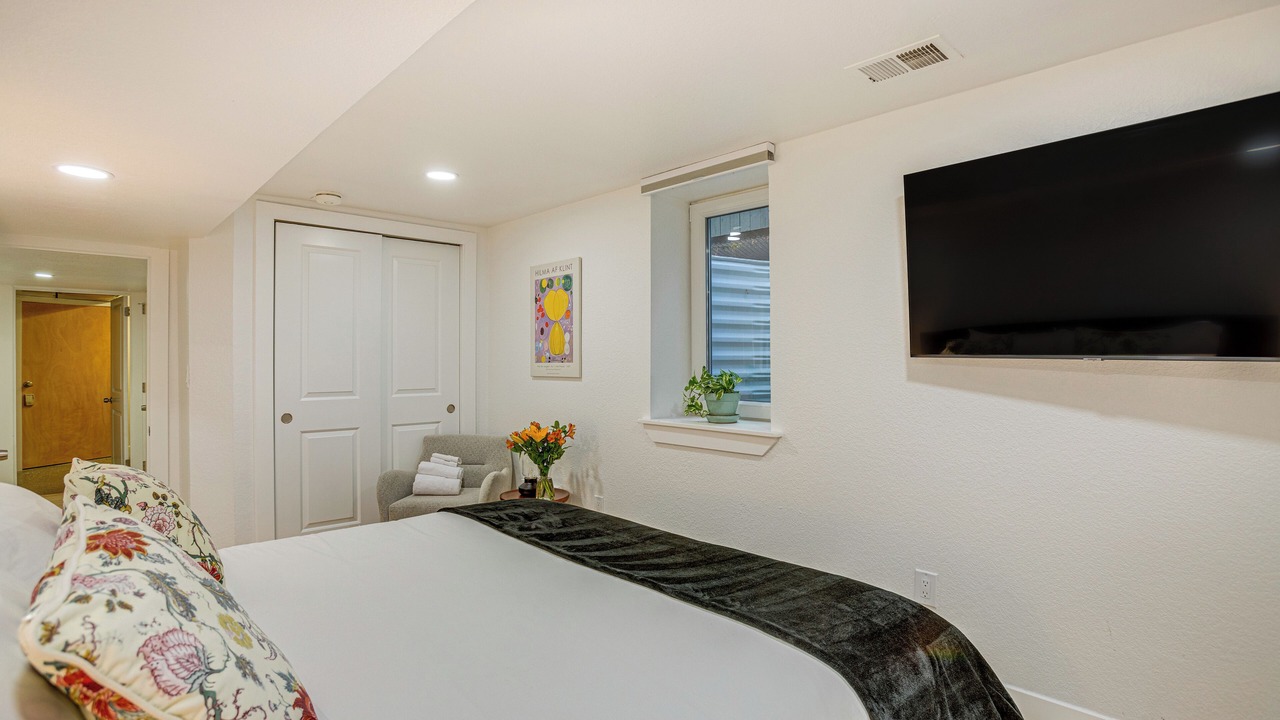 Photo of Bedroom in Washington Park West