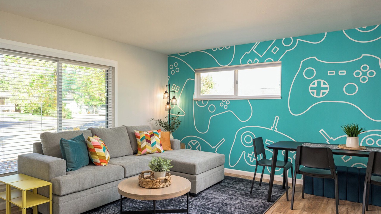Photo of Livingroom in Arvada Plaza Area