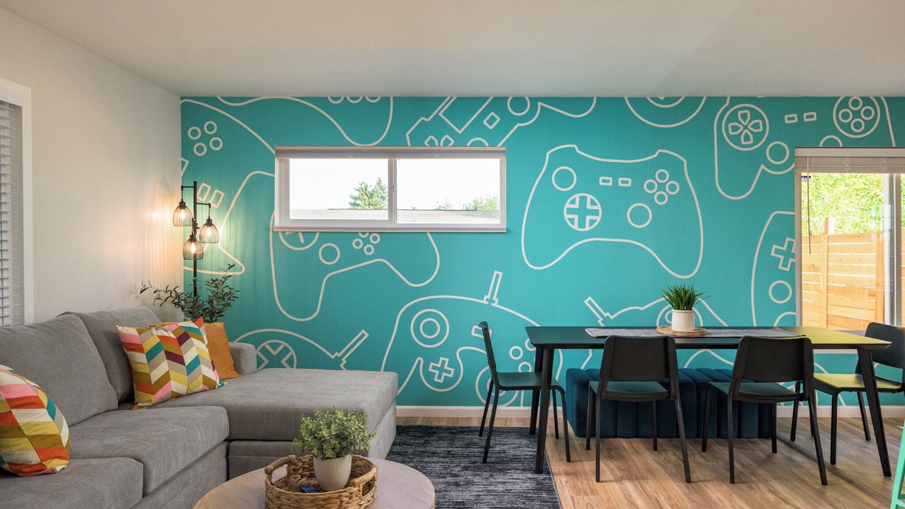 Photo of Livingroom in Arvada Plaza Area
