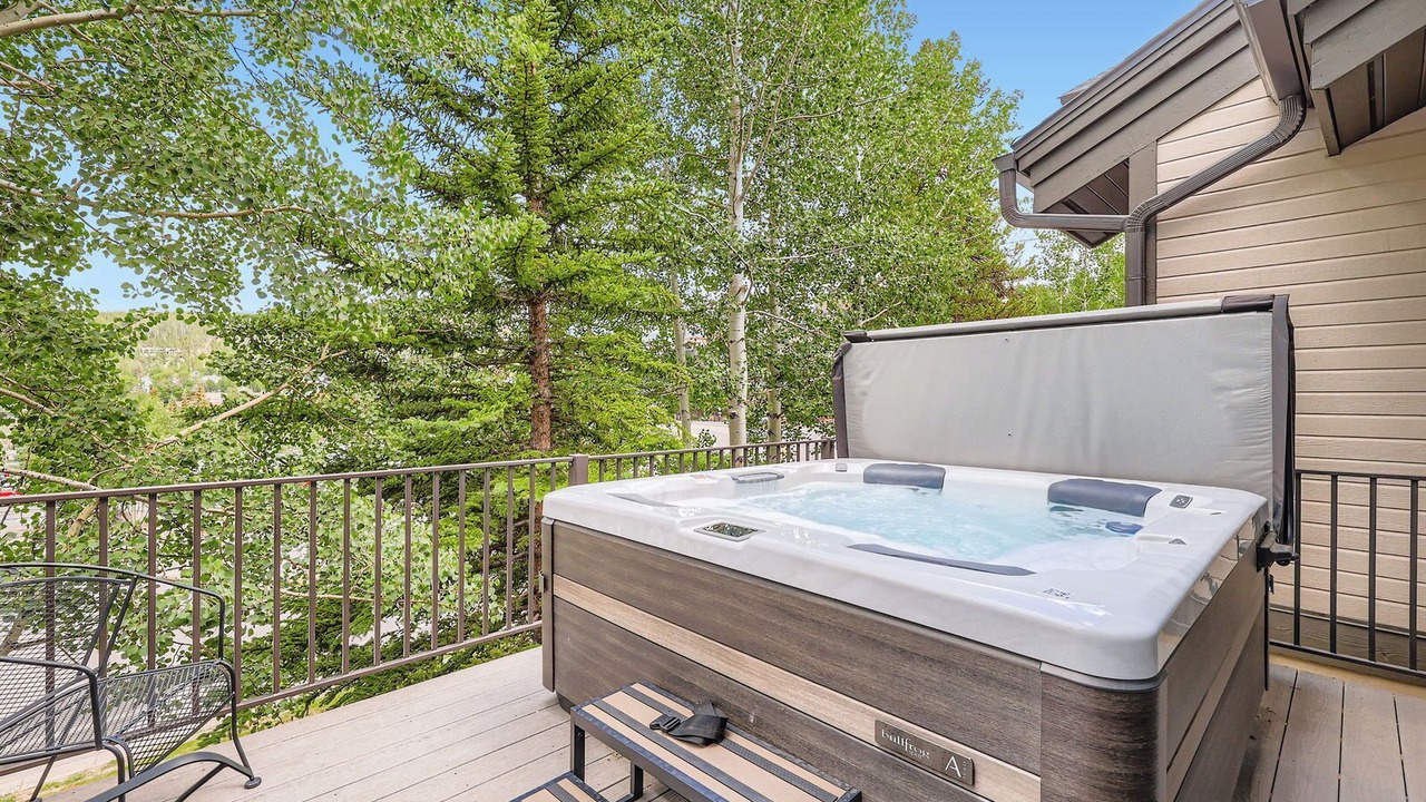Photo of Outdoor in Peak 9