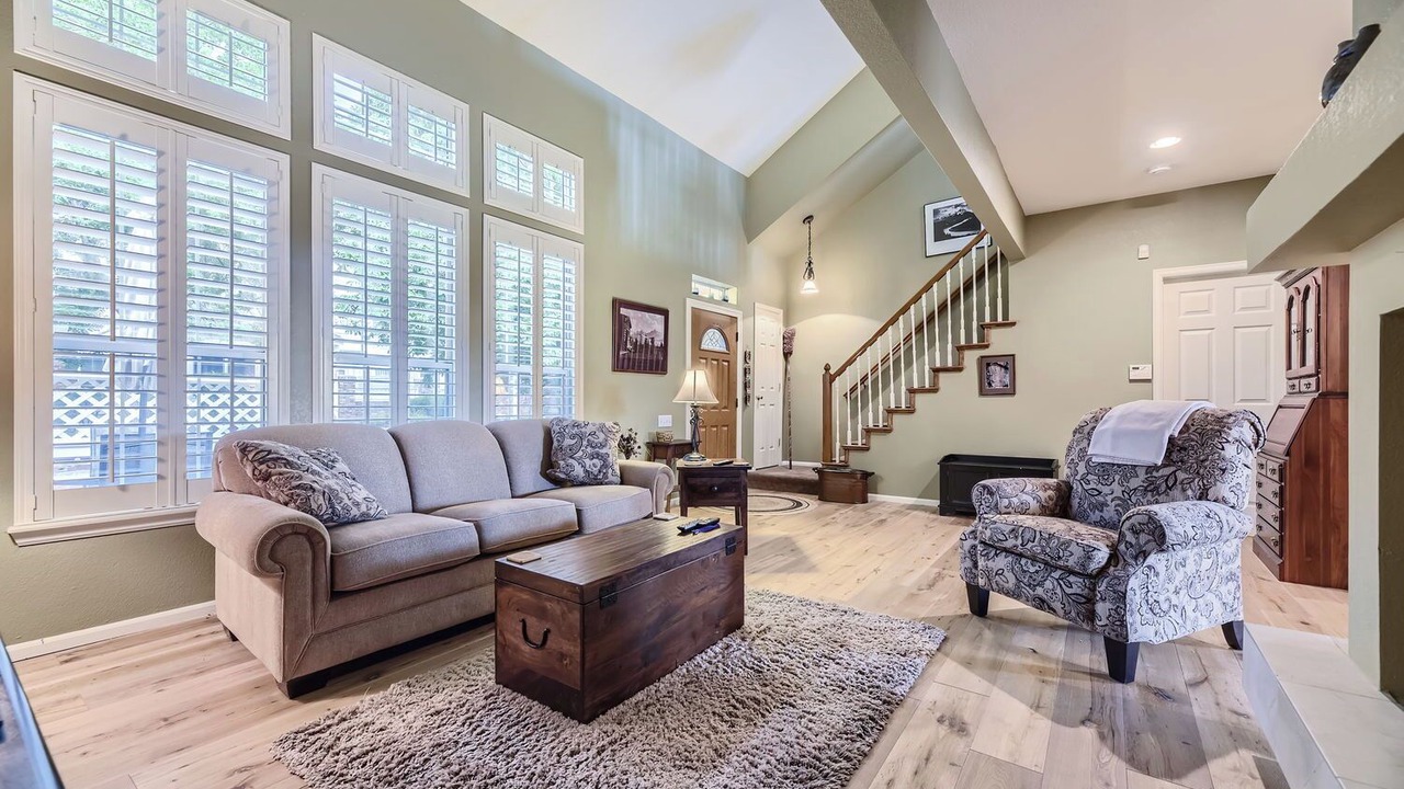 Photo of Livingroom in Littleton