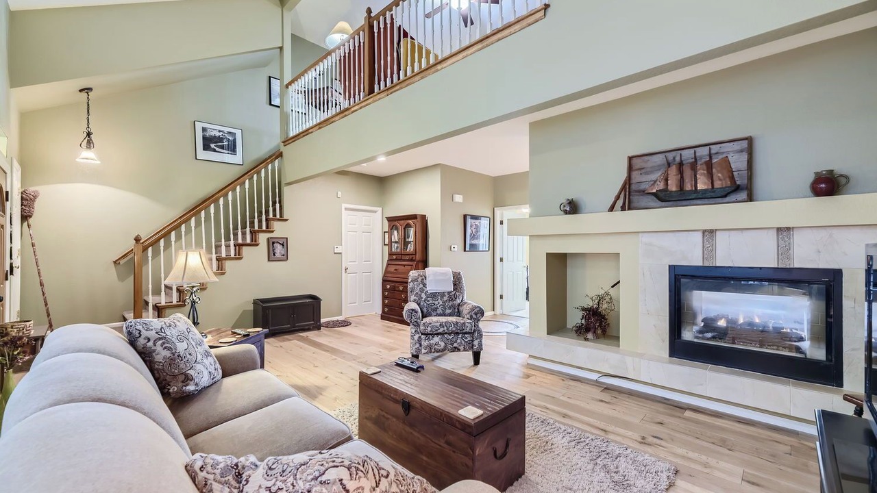 Photo of Livingroom in Littleton