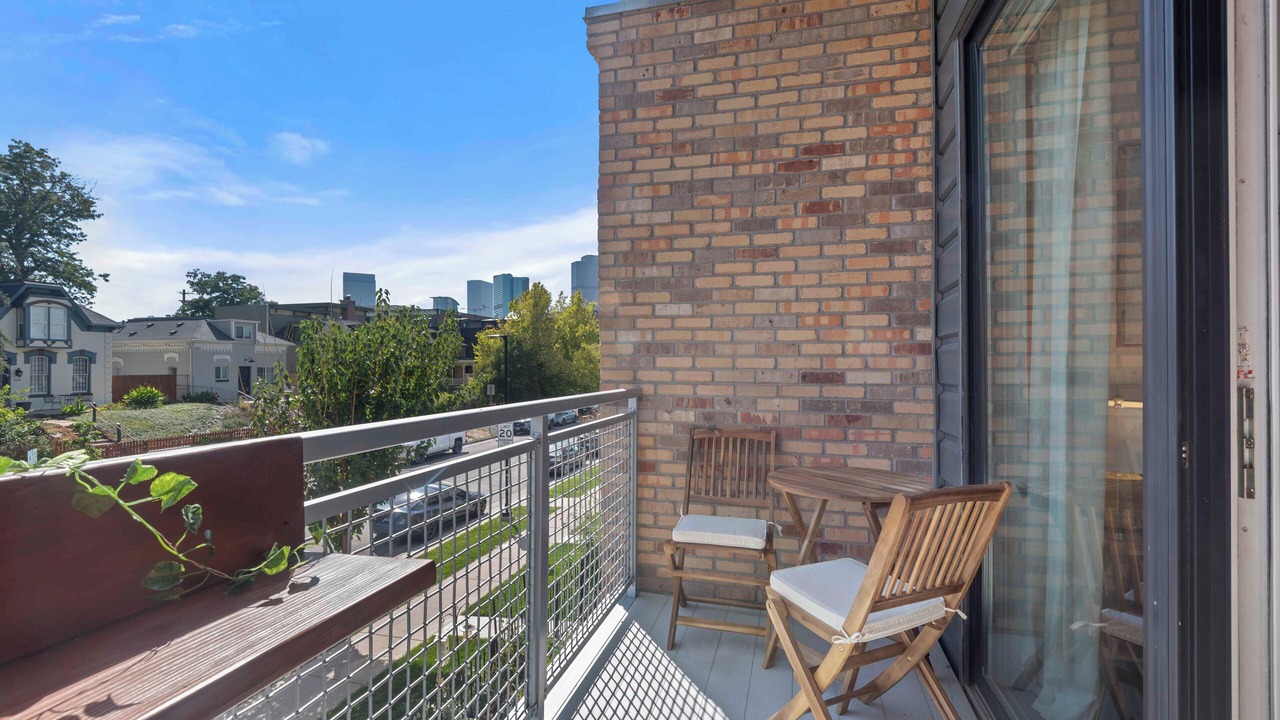 Photo of Outdoor in Five Points