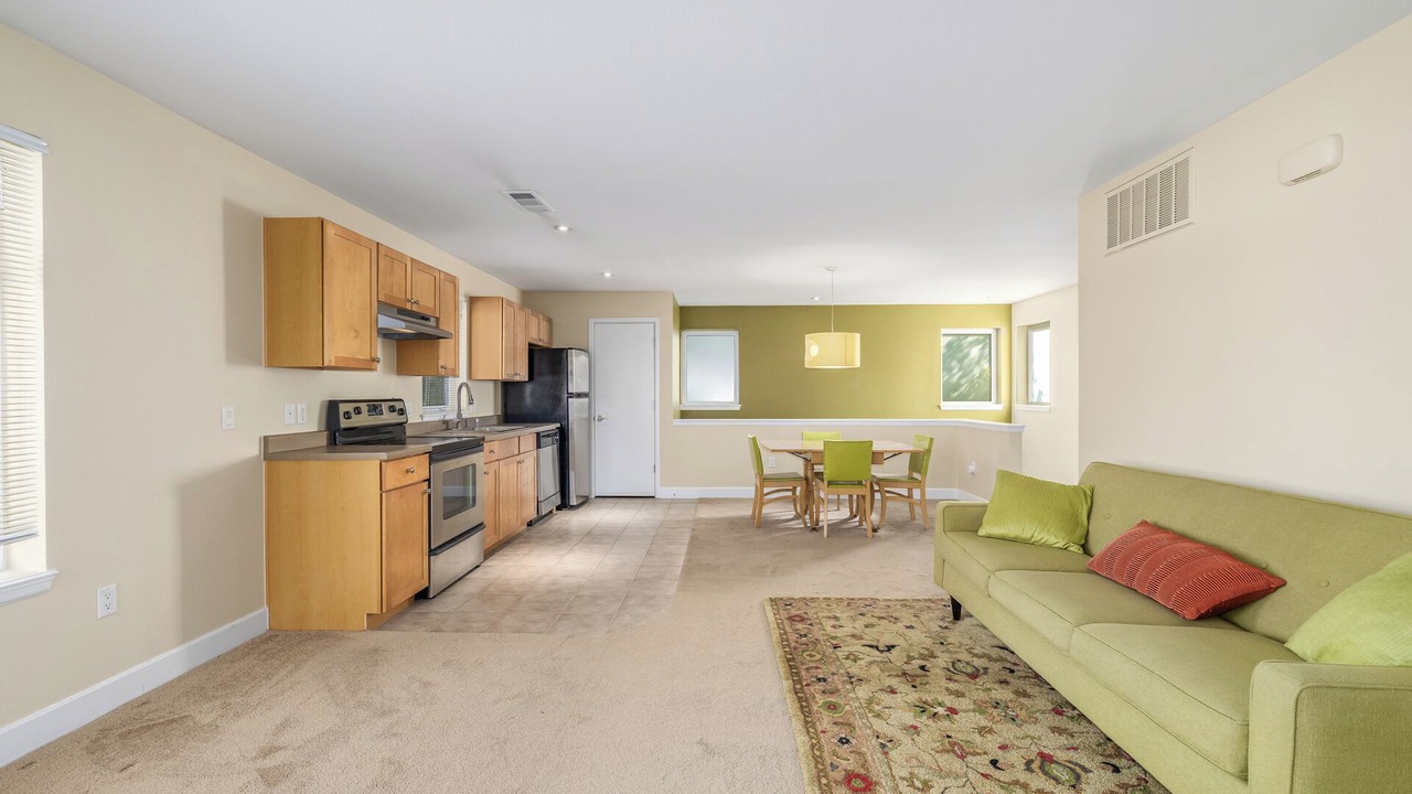 Photo of Livingroom in Highland