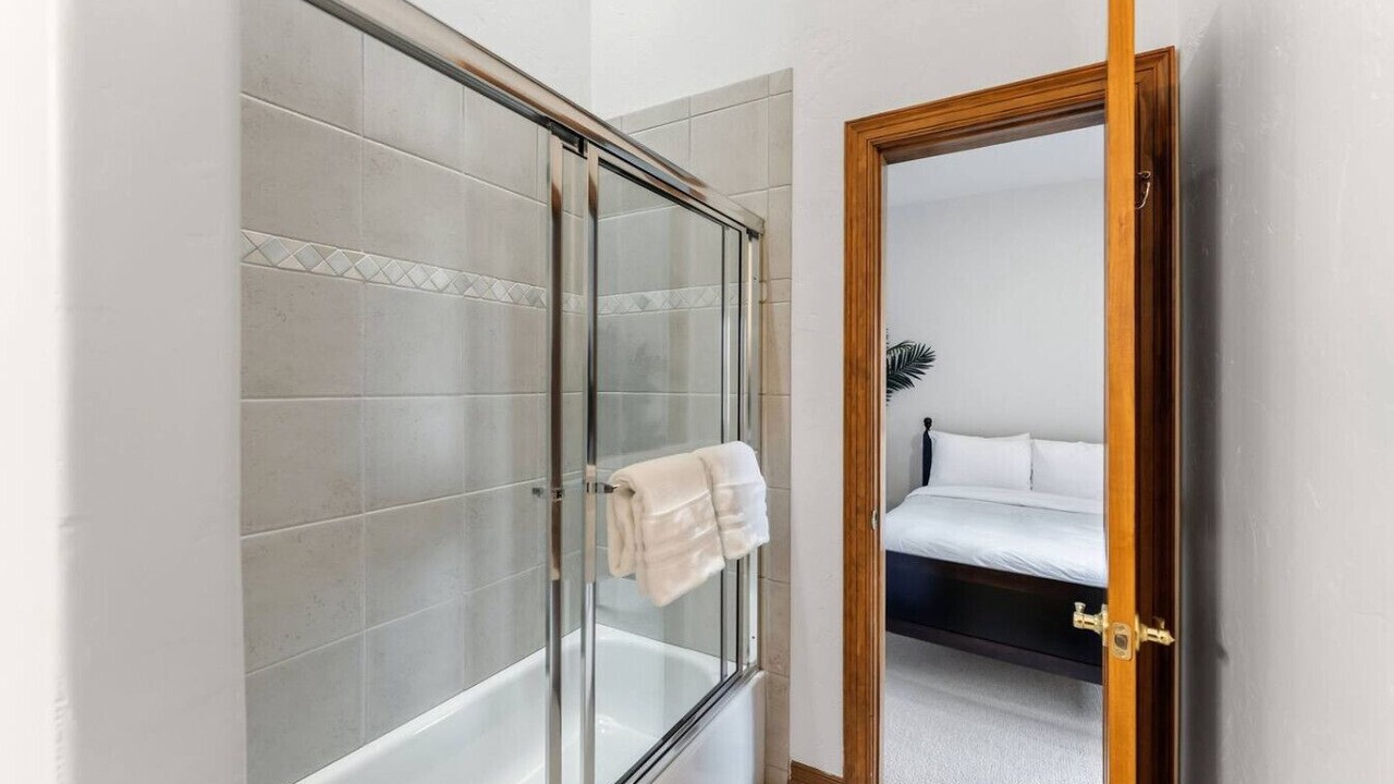 Photo of Bathroom in Edwards