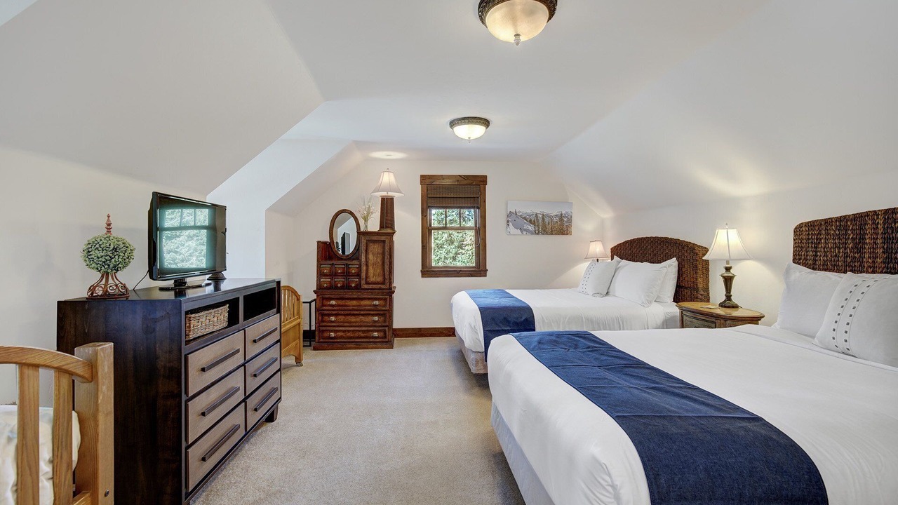 Photo of Bedroom in Blue River