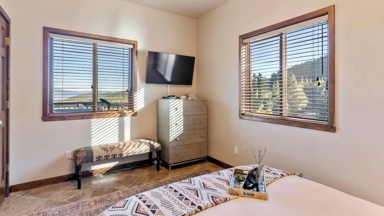 Photo of Bedroom in Saint Mary's