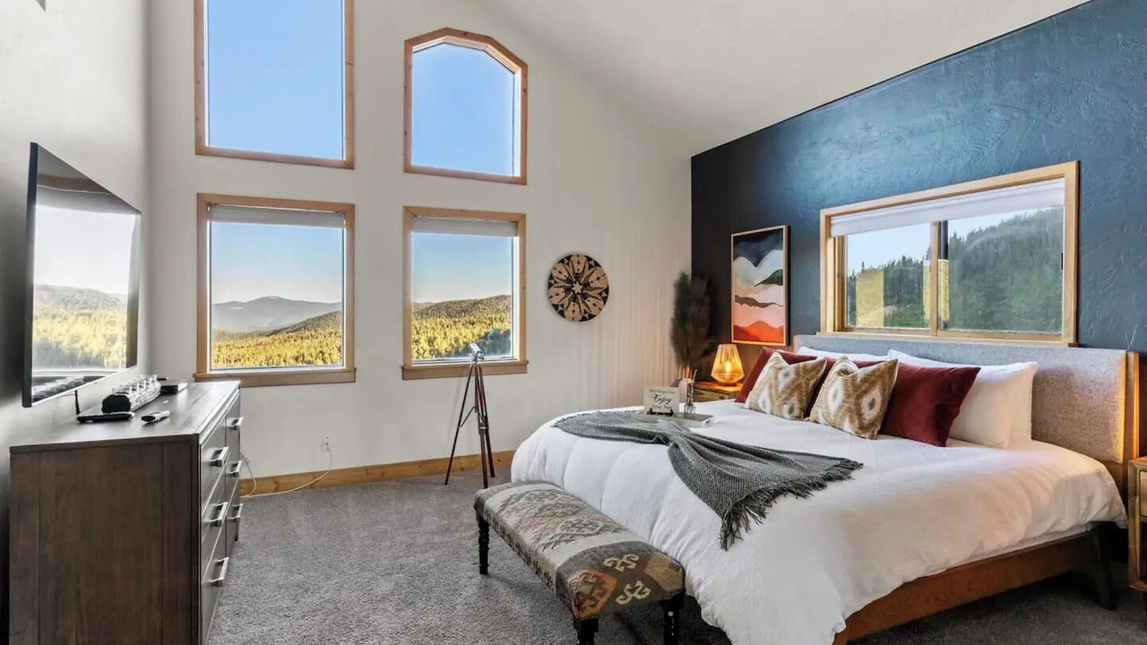 Photo of Bedroom in Saint Mary's