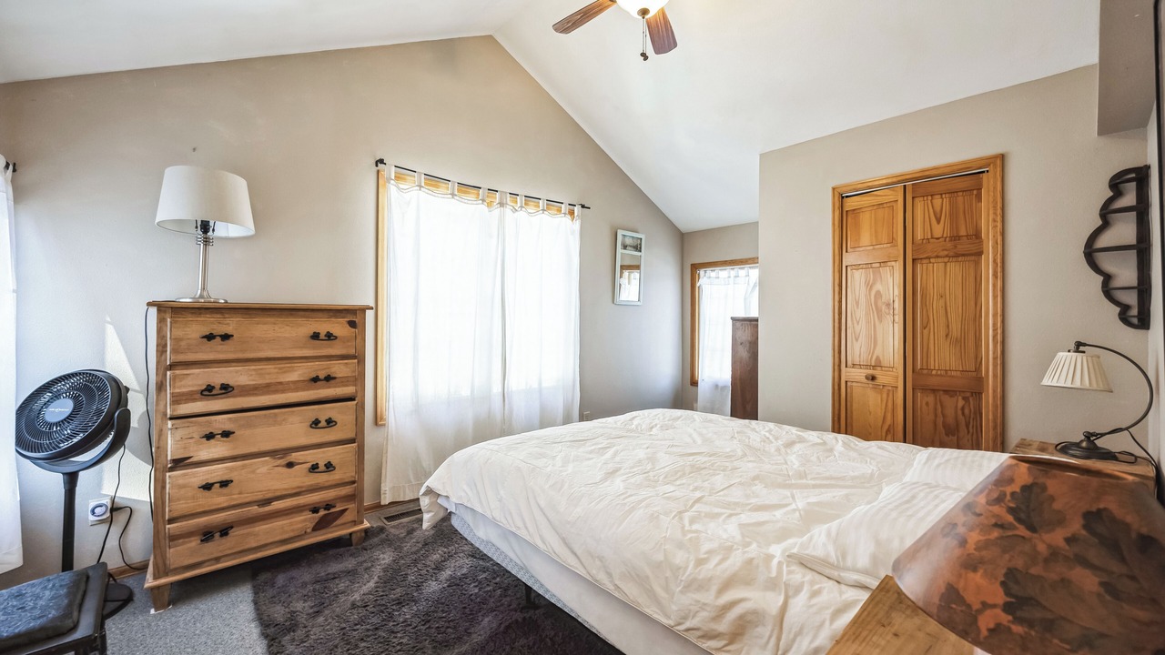Photo of Bedroom in Green Mountain Falls