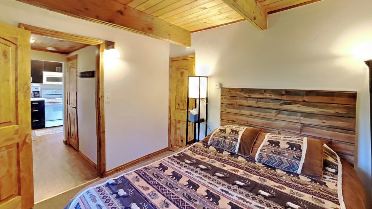 Photo of Bedroom in Silverthorne