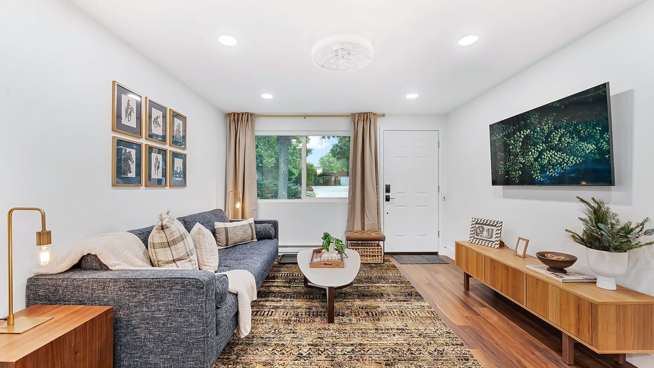 Photo of Livingroom in Berkley