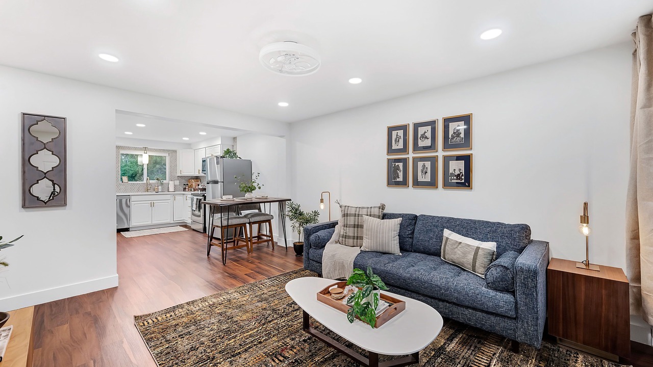 Photo of Livingroom in Berkley