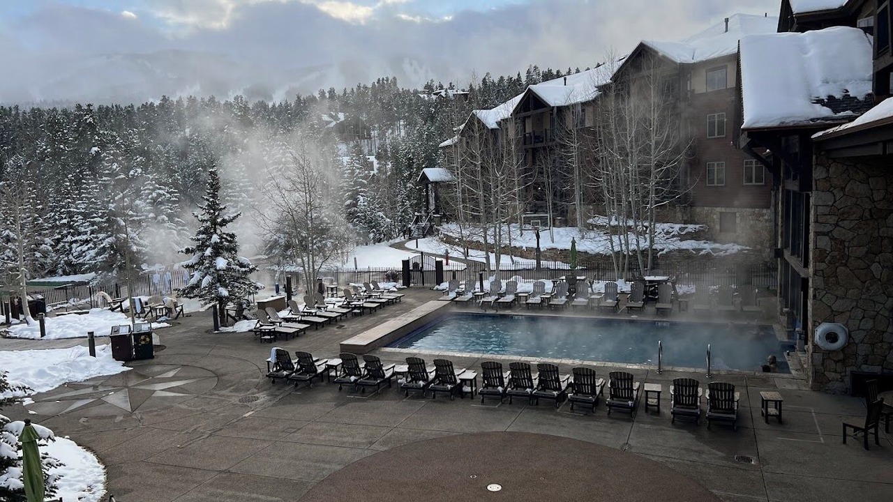 Photo of Outdoor in Four O'Clock
