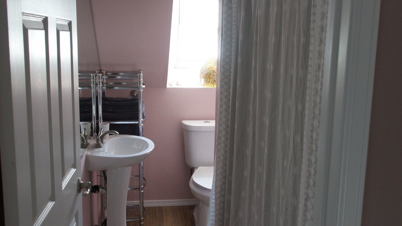 Photo of Bathroom in Curtis Park