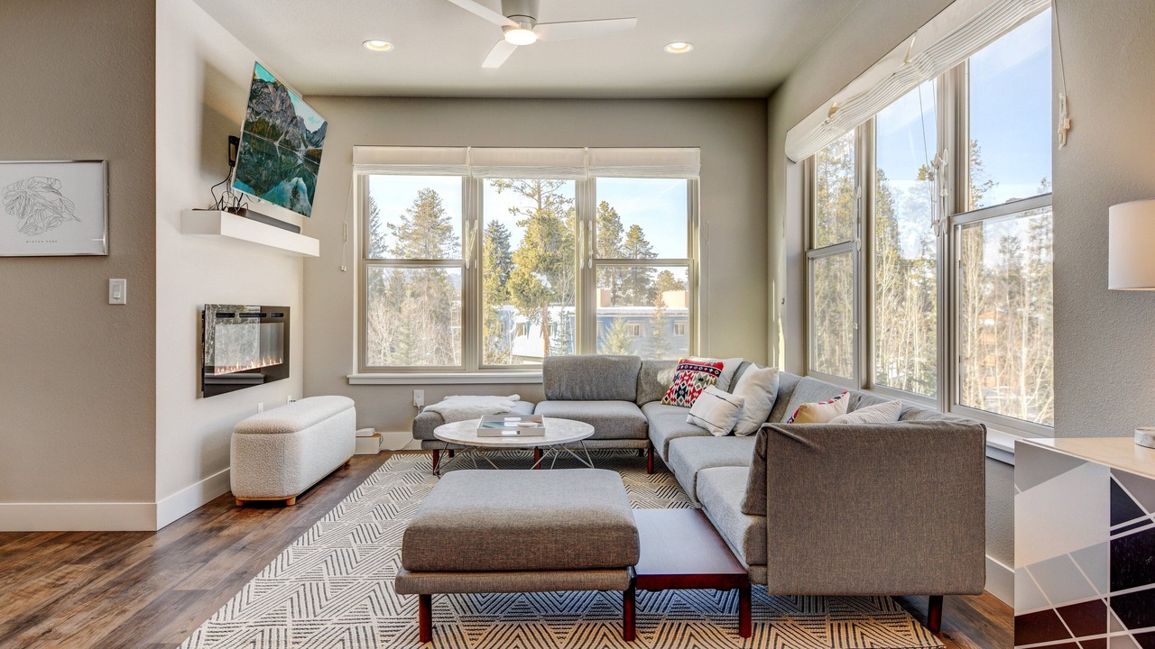 Photo of Livingroom in Rendezvous
