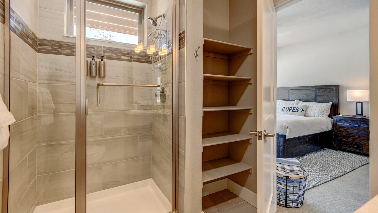 Photo of Bathroom in Rendezvous