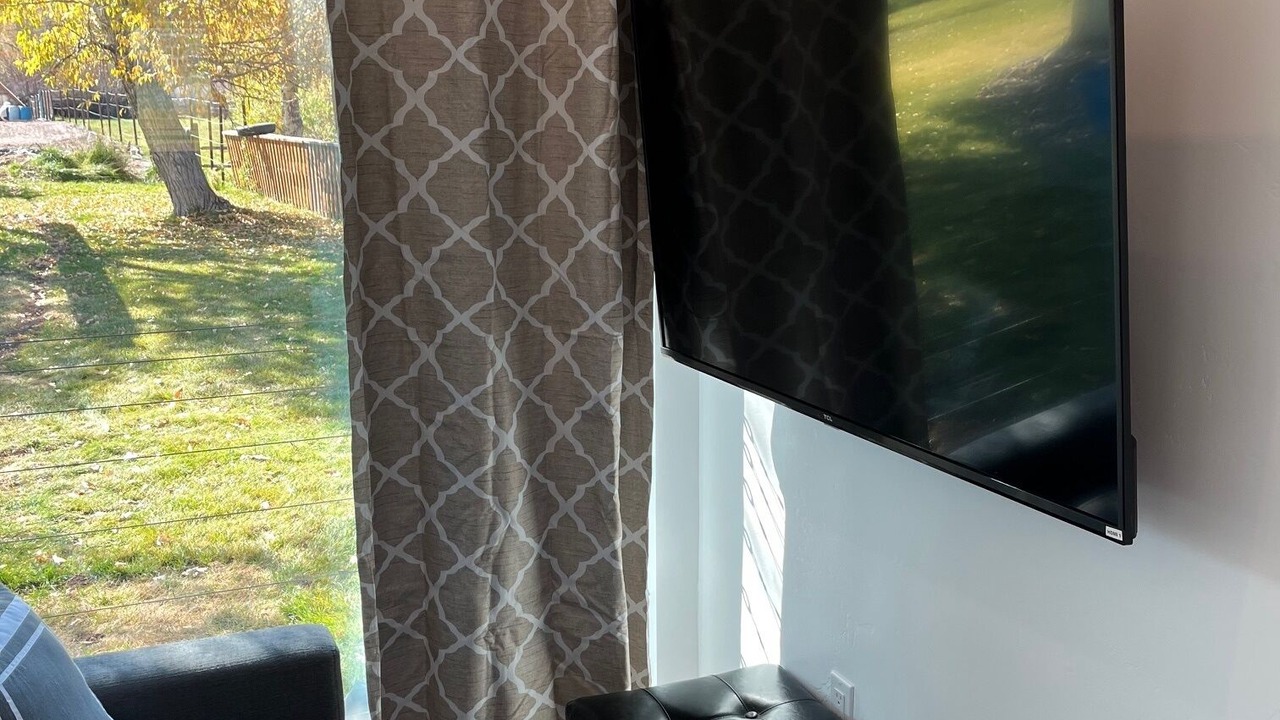 Photo of Livingroom in Eagle