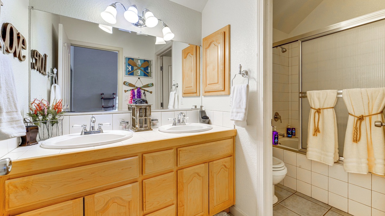 Photo of Bathroom in Pla-Vada Woodlands