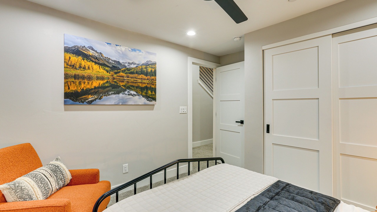 Photo of Bedroom in Golden