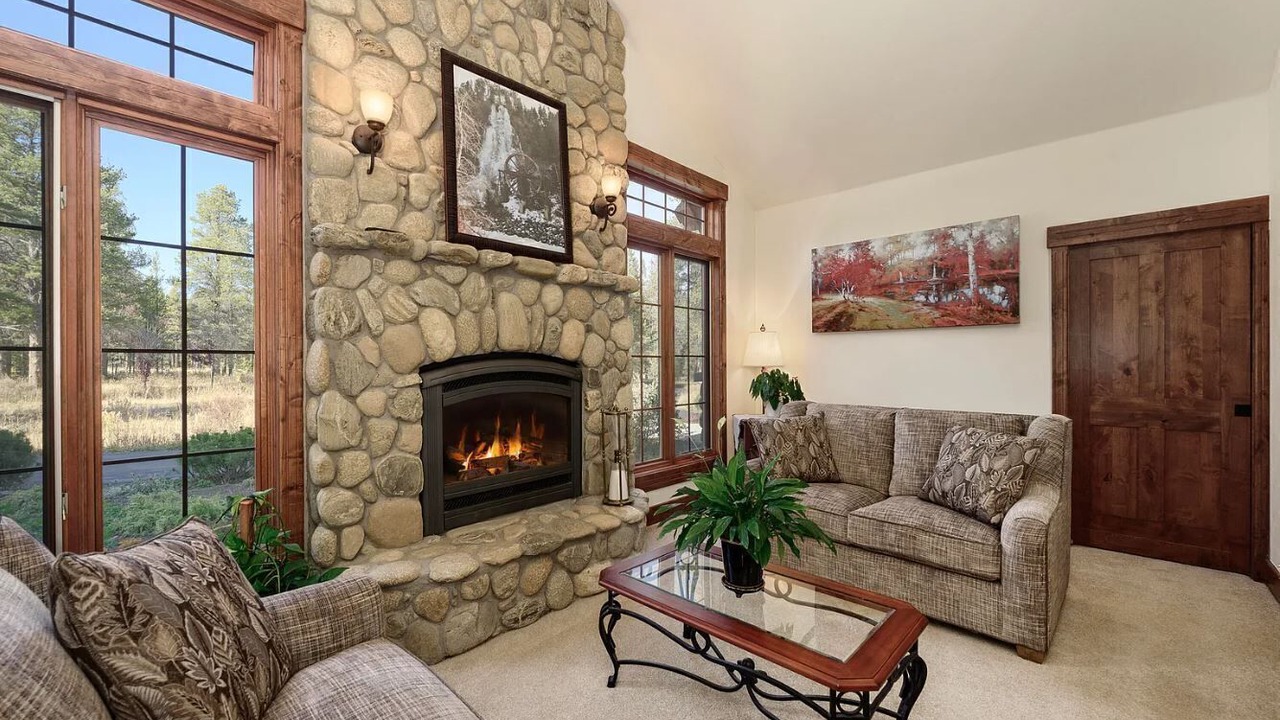 Photo of Livingroom in Tabernash