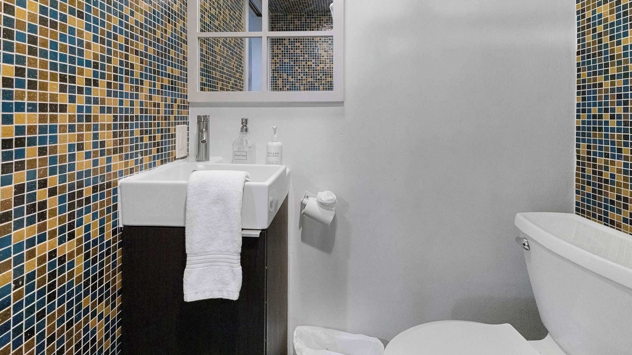 Photo of Bathroom in Barths