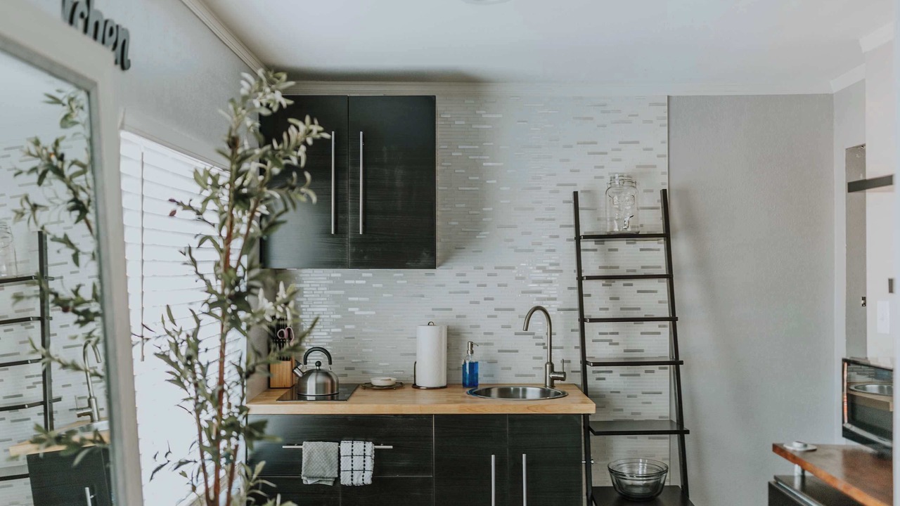Photo of Kitchen in Barths