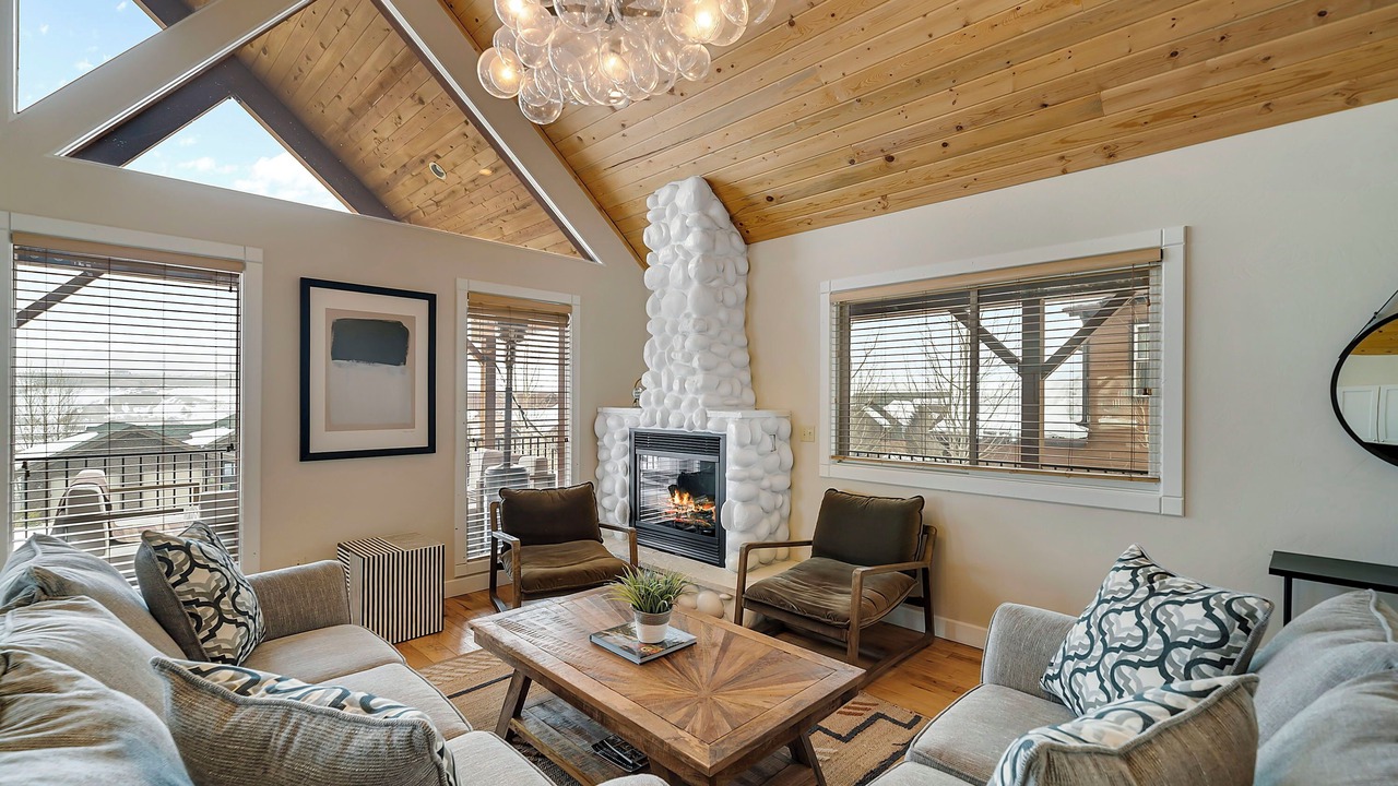 Photo of Livingroom in Tabernash