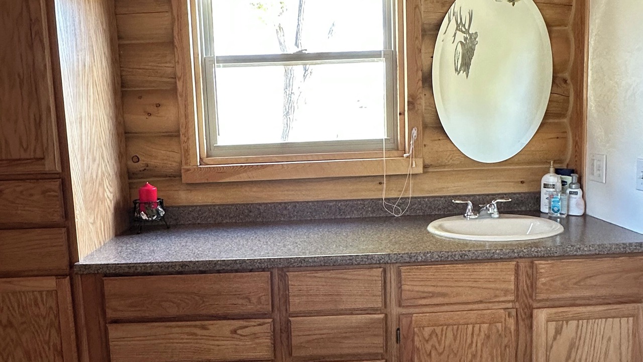 Photo of Bathroom in Meeker