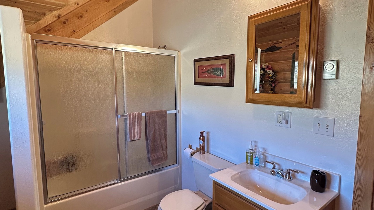 Photo of Bathroom in Meeker