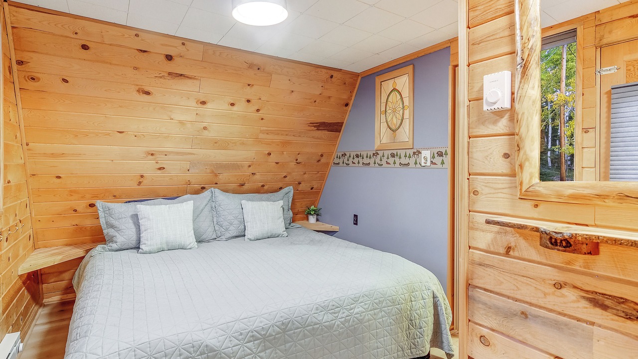 Photo of Bedroom in Indian Mountain