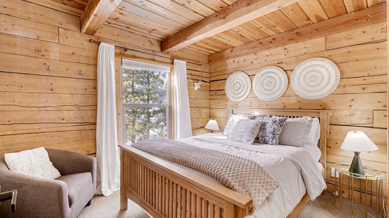 Photo of Bedroom in Estes Park