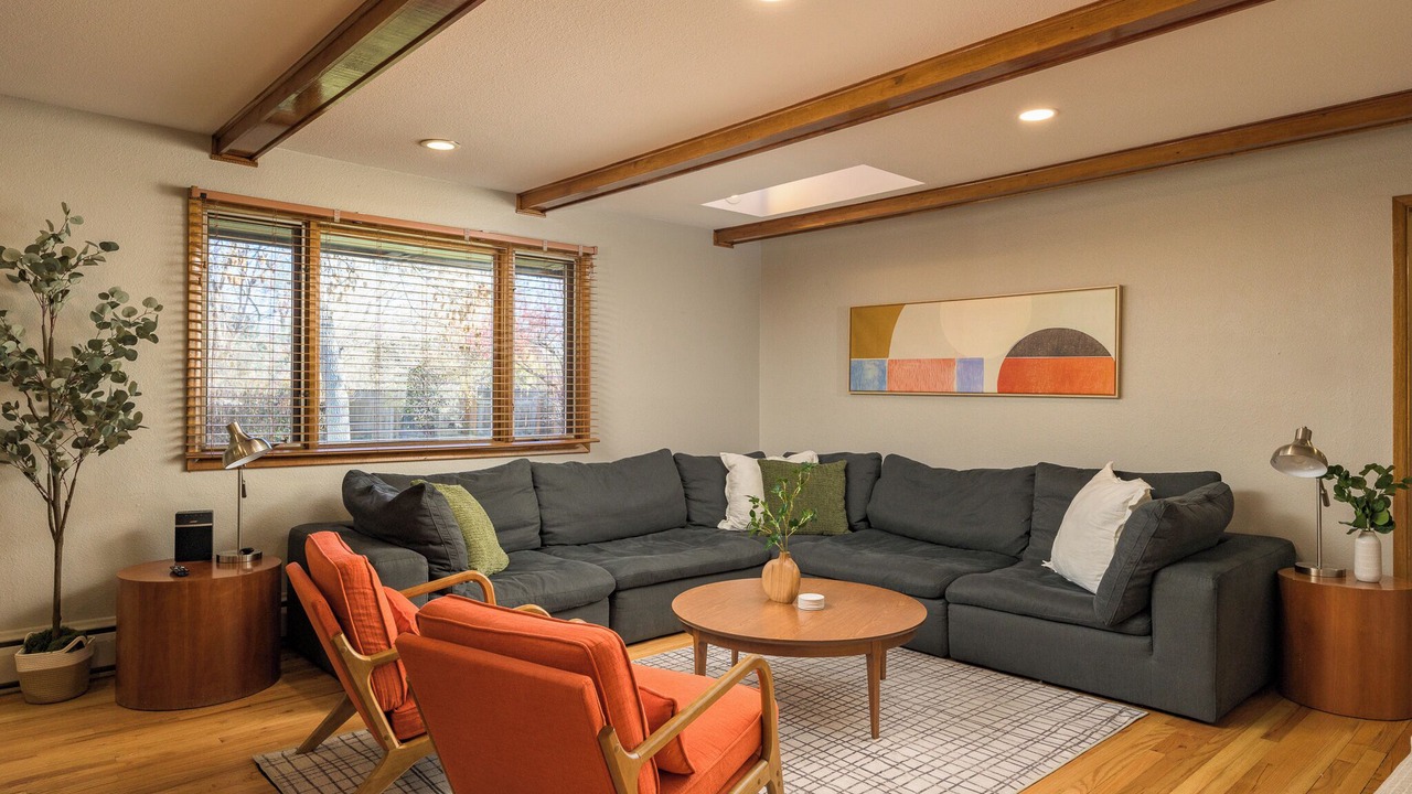 Photo of Livingroom in Southeast