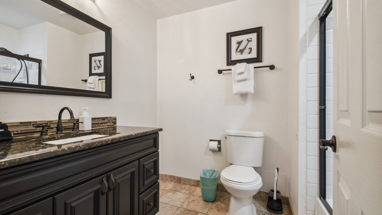 Photo of Bathroom in Englewood