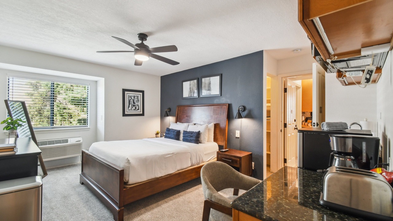 Photo of Bedroom in Englewood