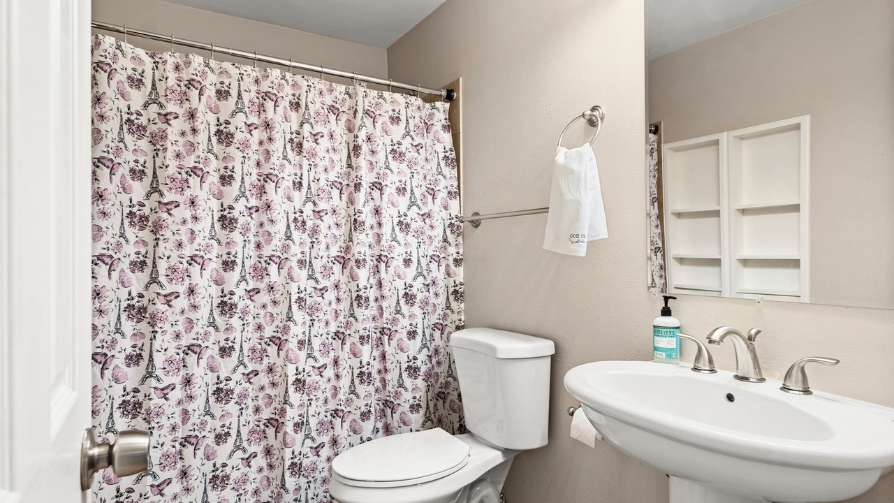 Photo of Bathroom in Aurora