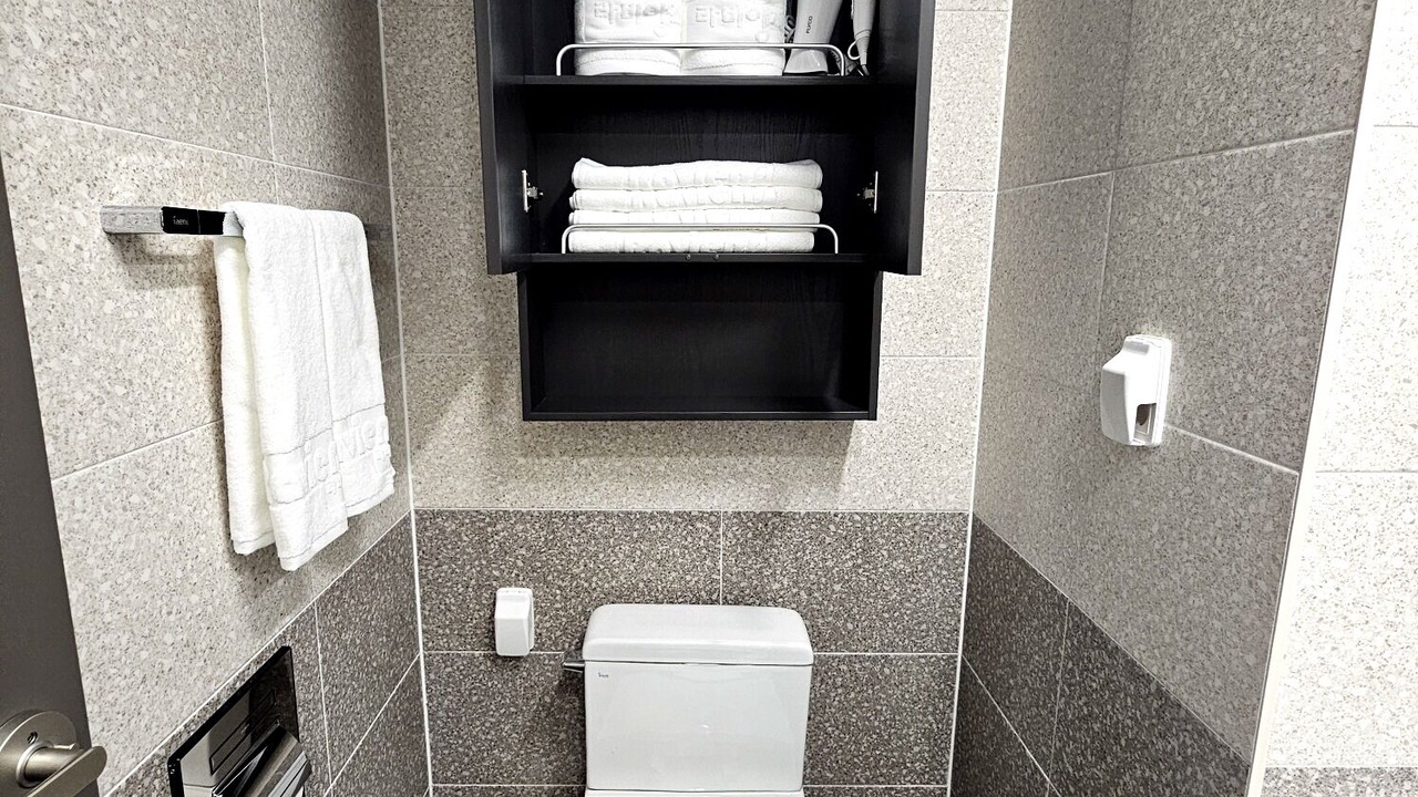 Photo of Bathroom in Nampo-dong