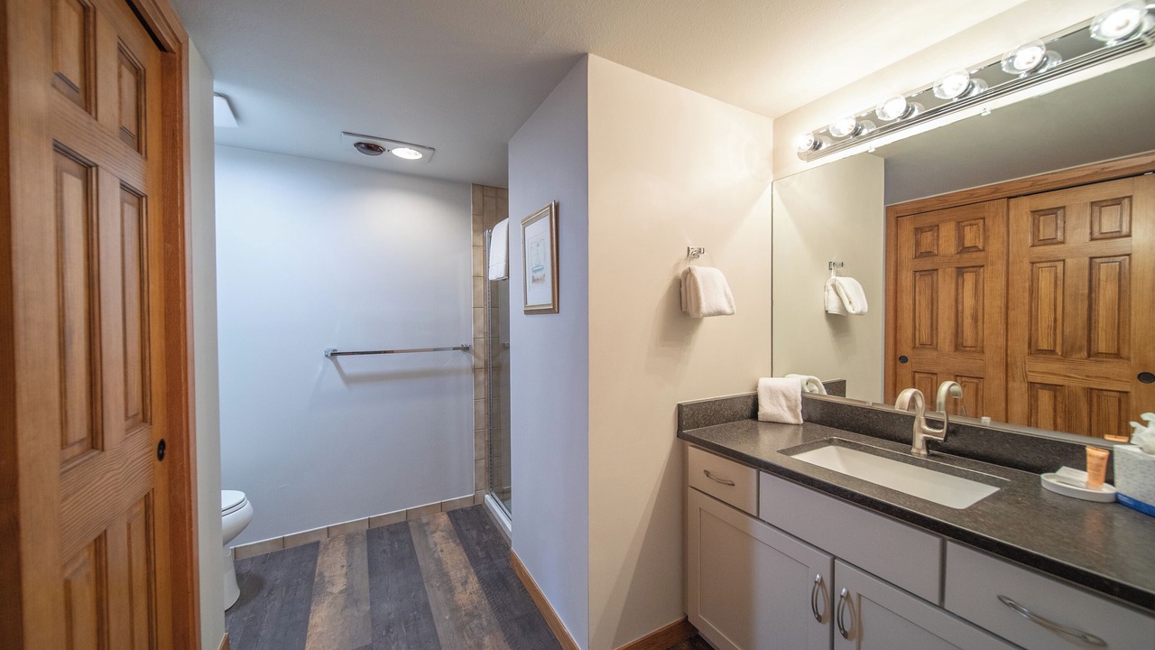 Photo of Bathroom in Mountain House