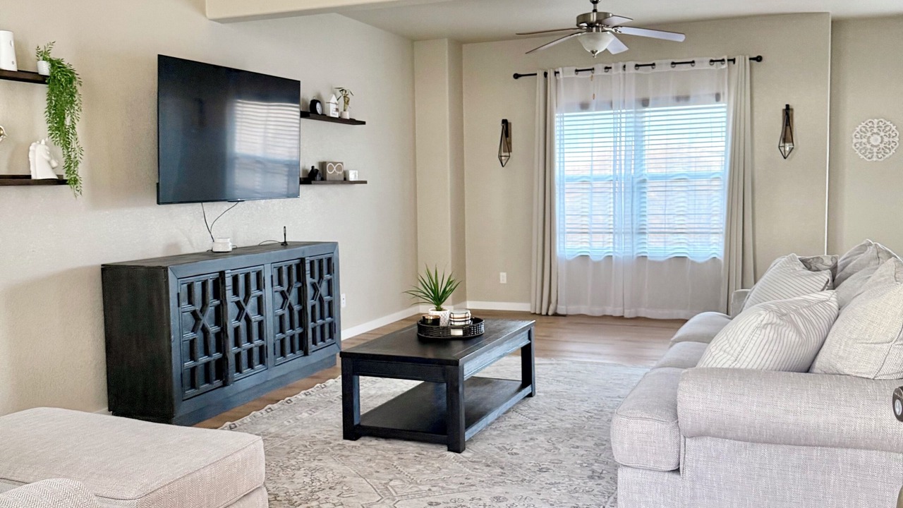 Photo of Livingroom in Southeast Colorado Springs