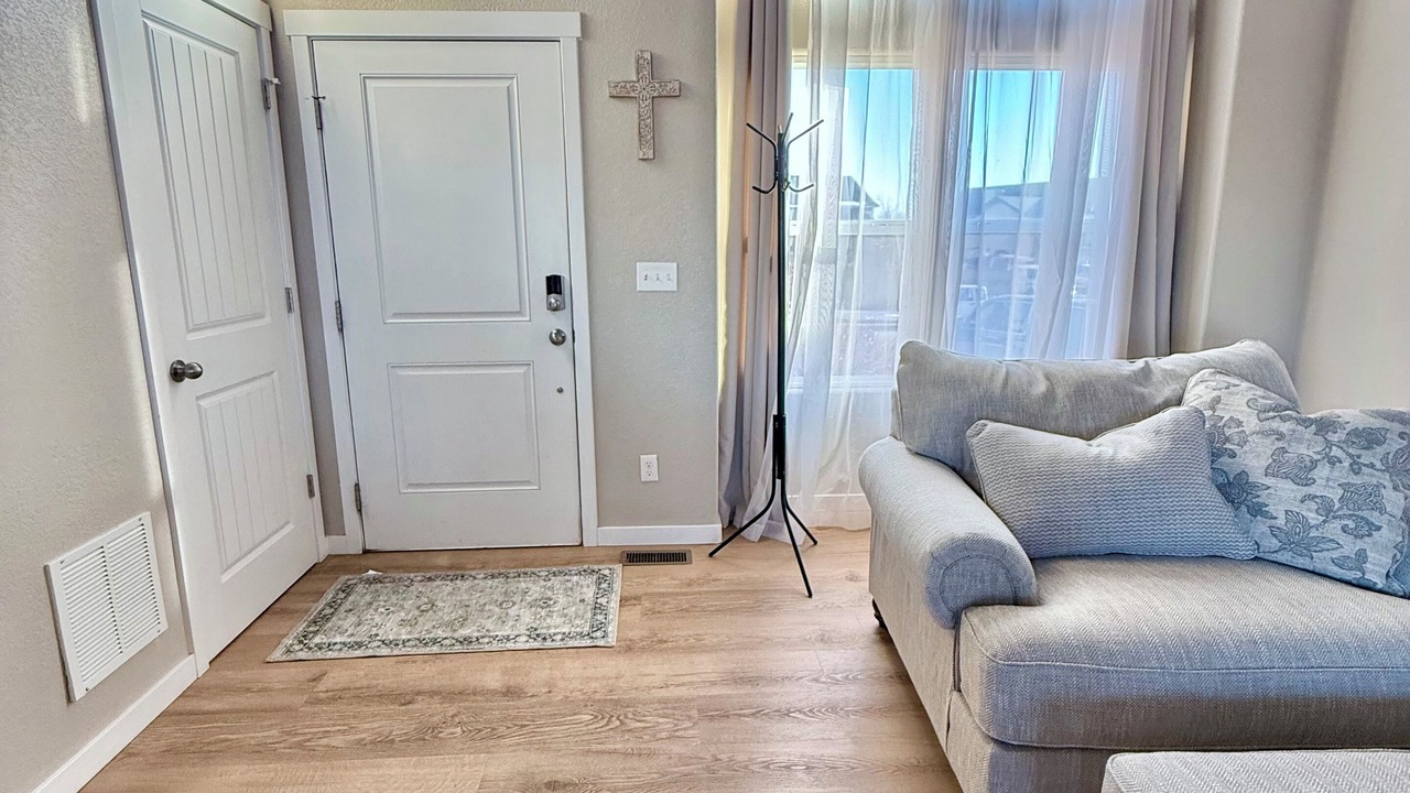 Photo of Livingroom in Southeast Colorado Springs