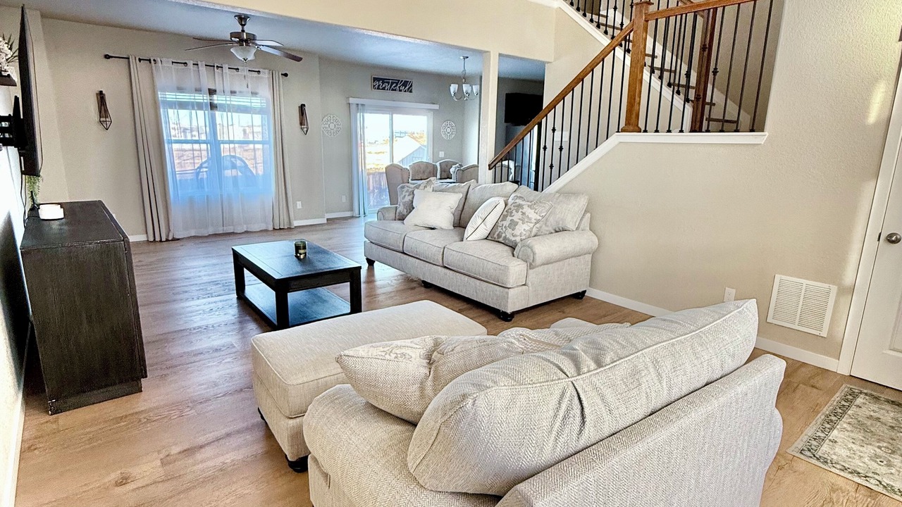 Photo of Livingroom in Southeast Colorado Springs