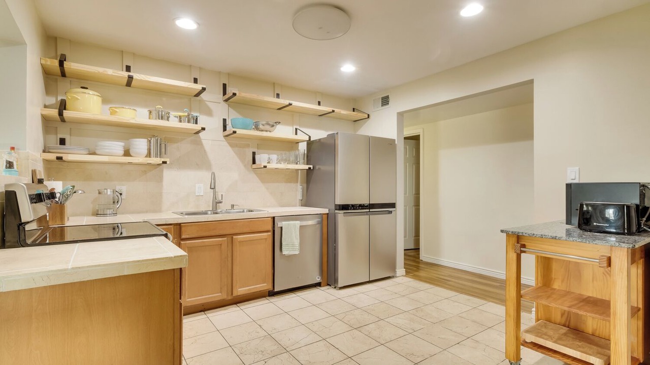 Photo of Kitchen in Jewell Heights - Hoffman Heights