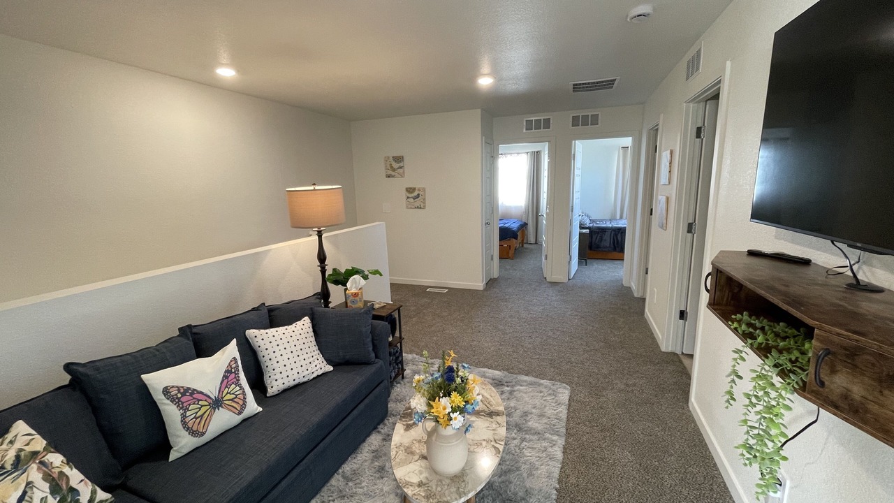 Photo of Livingroom in Johnstown