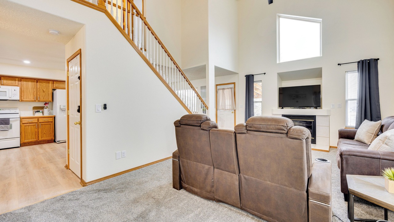 Photo of Livingroom in Security-Widefield
